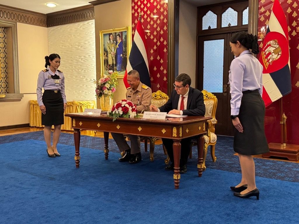 navantia-will-enhance-the-capability-of-royal-thai-navy-amphibious-ship-2.jpg