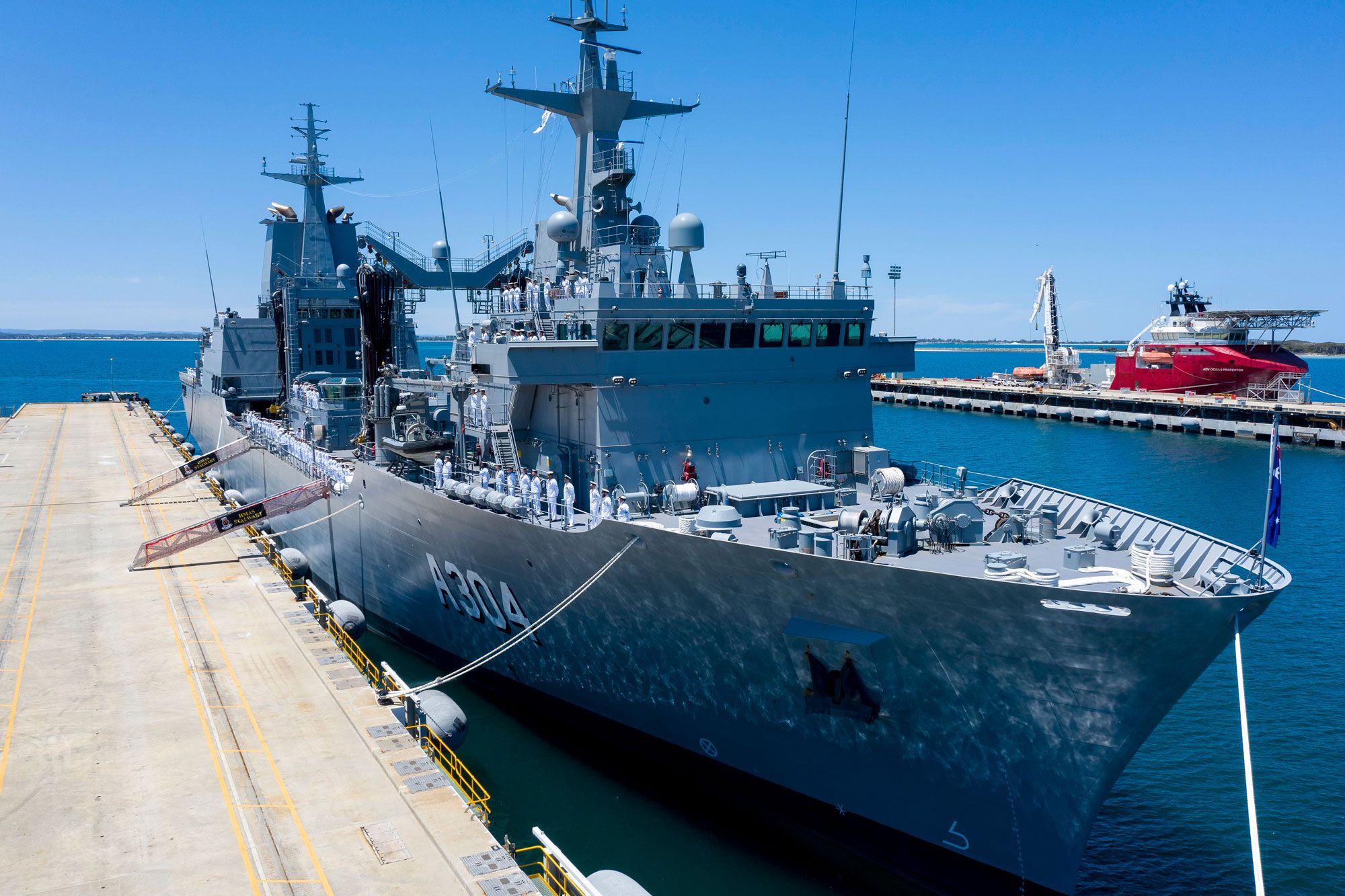 Navantia-Congratulates-Navy-on-Commissioning-of-HMAS-Stalwart-interior